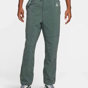 Nike ACG Repel UV Hiking Pants Green FN2450-338 Men’s S NWT Trail Outdoor Tech